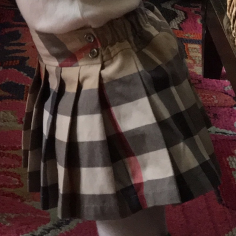 Burberry baby skirt